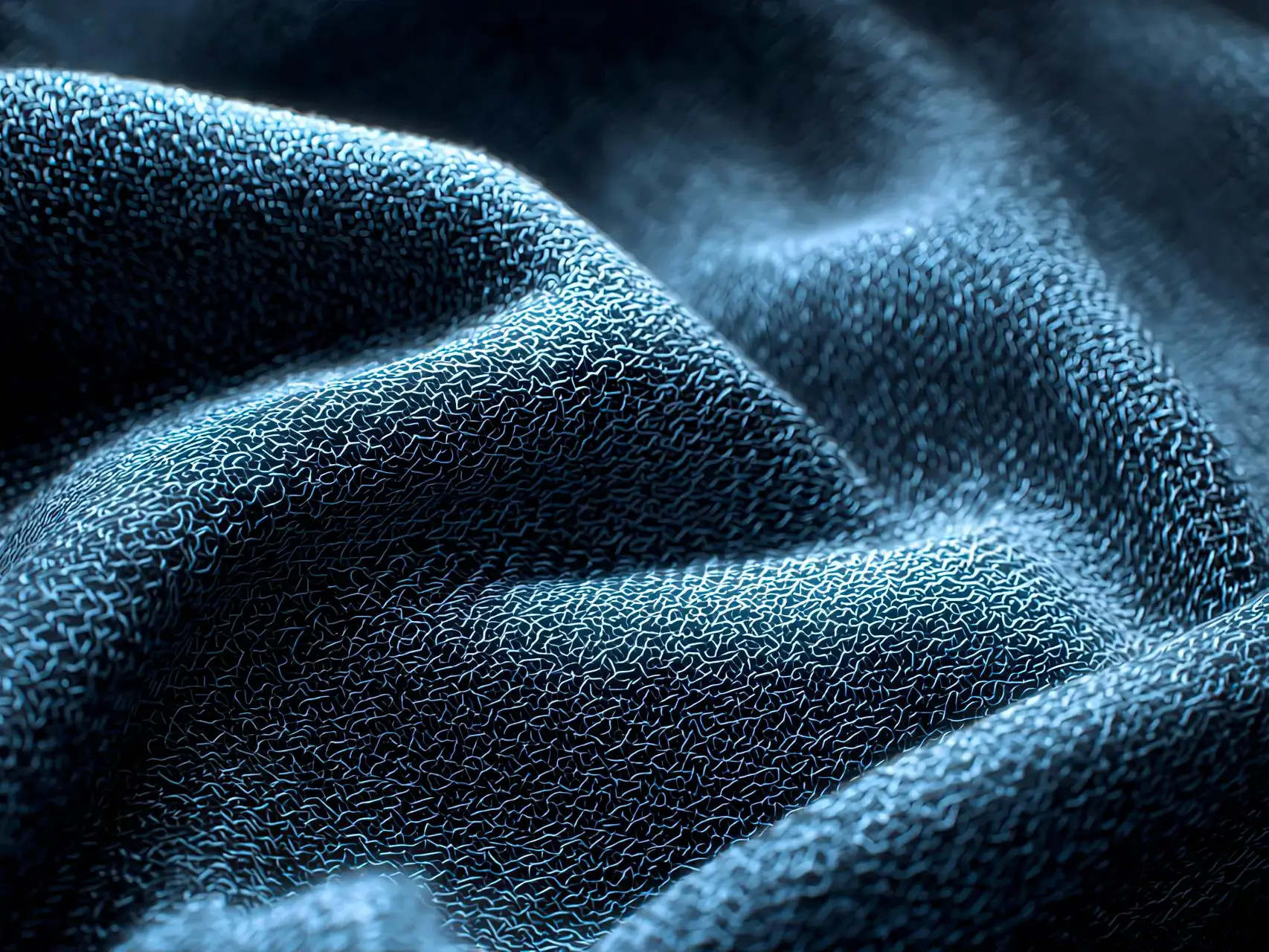 Texture maglieria nera con velo traslucido e accenti azzurro pallido